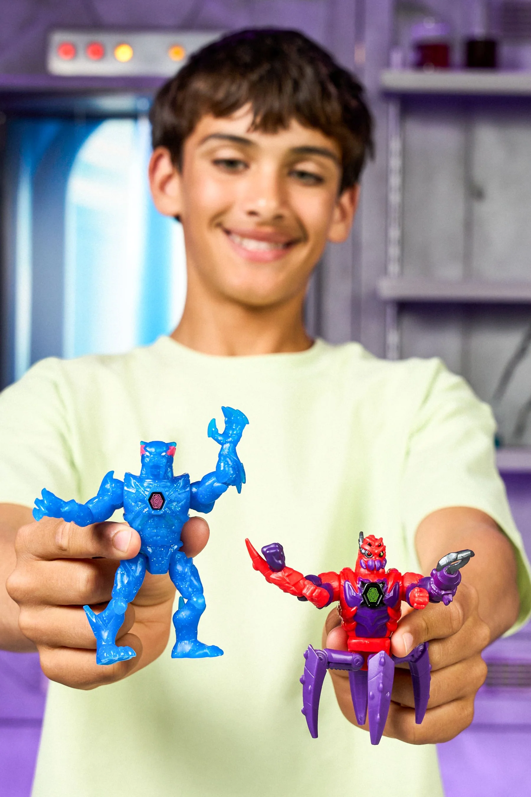 MrBeast Lab Hybrids Action Figure 2-pack – Hyper Fusion Series - Image 23