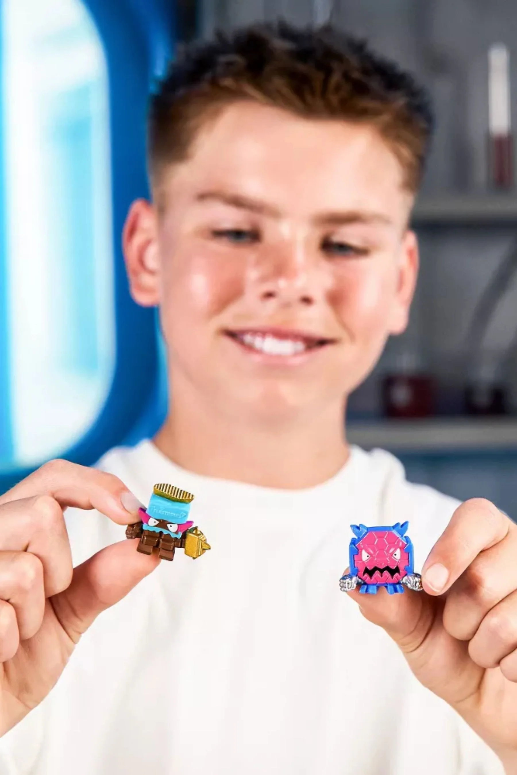 MrBeast Lab Swarms Mega Lab Pack - Battle Fusion Series, 14 Pack - Image 14